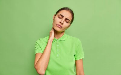 Comment soulager les tensions cervicales grâce au Qi Gong ?