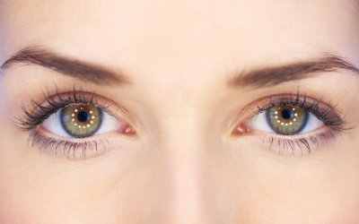 Paupière qui pique : quelles solutions naturelles ?